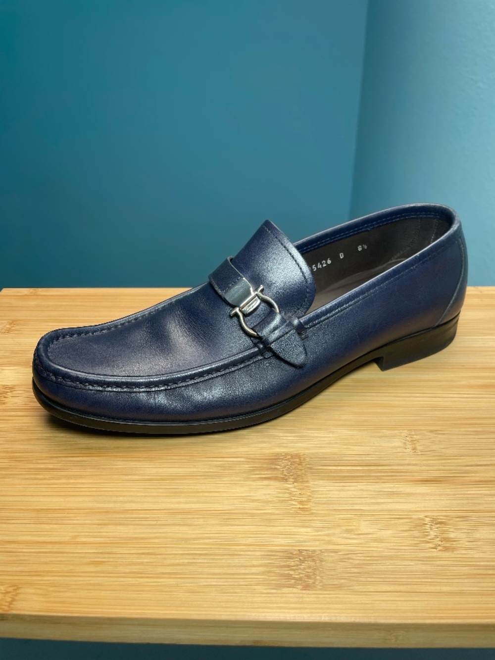Salvatore Ferragamo Gancini Bit Loafers Mens 8.5 D Navy Blue Leather Italy EUC!